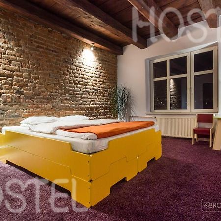 3 Bros' Hostel Cieszyn Cieszyn  Zimmer foto